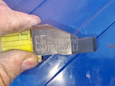 SENZOR AERBAGA za Toyota Yaris od 2011. do 2016. god.