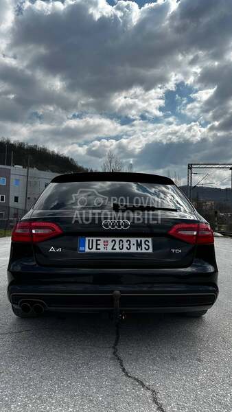 Audi A4 S-LINE