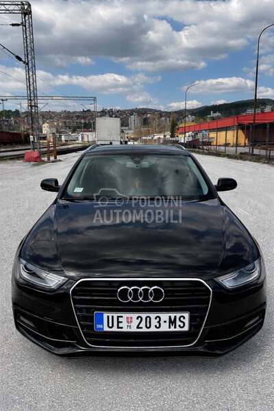 Audi A4 S-LINE