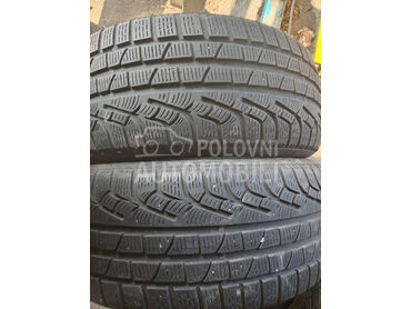 Pirelli 235/45 R18 Zimska