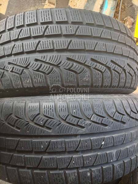 Pirelli 235/45 R18 Zimska