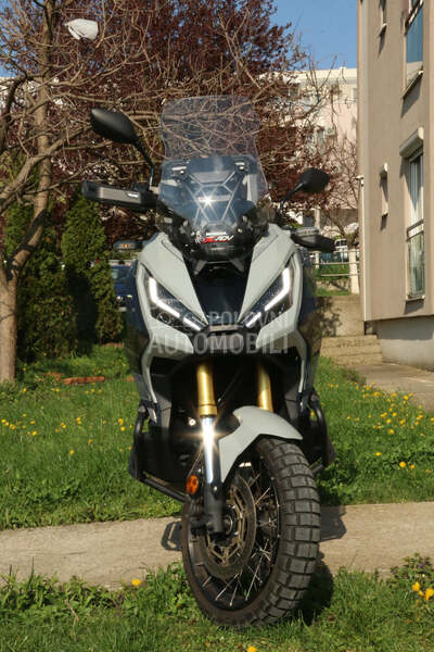 Honda X adv 750