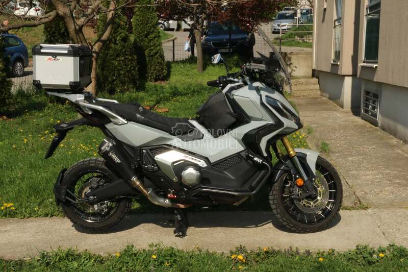 Honda X adv 750