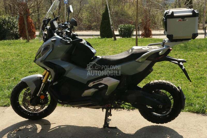 Honda X adv 750