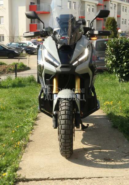 Honda X adv 750