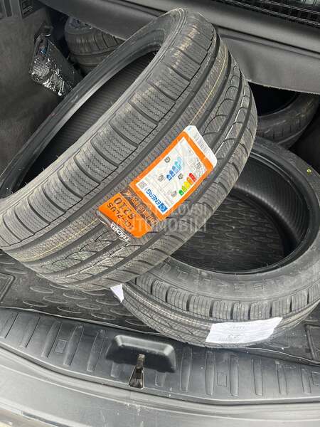 Tracmax 245/45 R19 Zimska