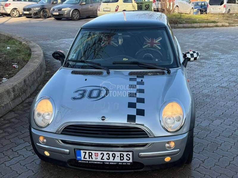 MINI One 