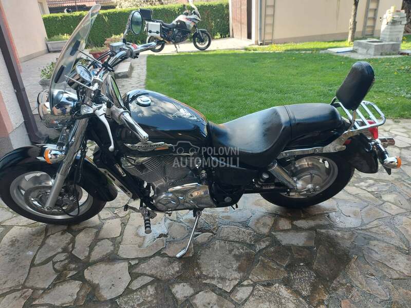 Honda VT 1100 Shadow C2