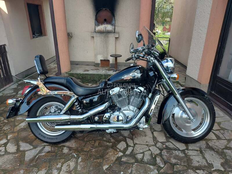 Honda VT 1100 Shadow C2