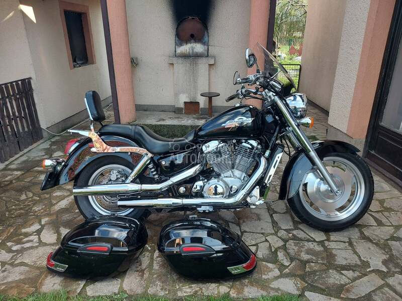 Honda VT 1100 Shadow C2