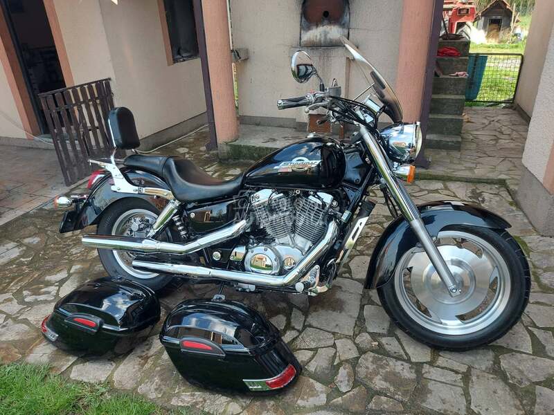 Honda VT 1100 Shadow C2