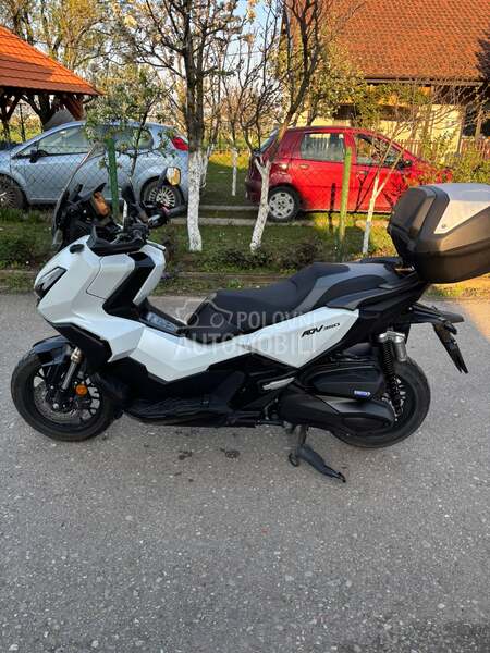 Honda ADV 350