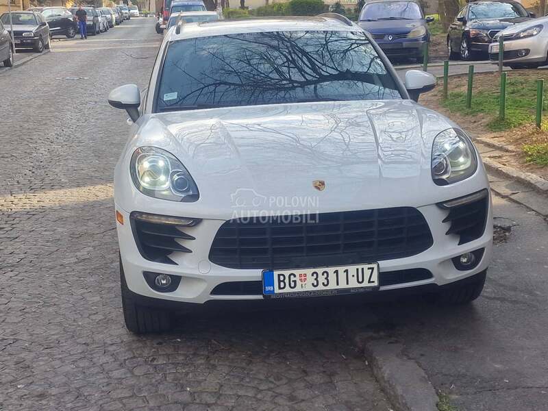 Porsche Macan 