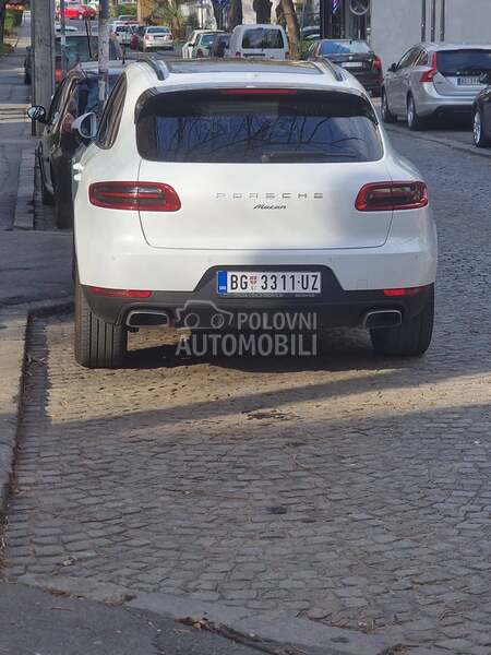 Porsche Macan 