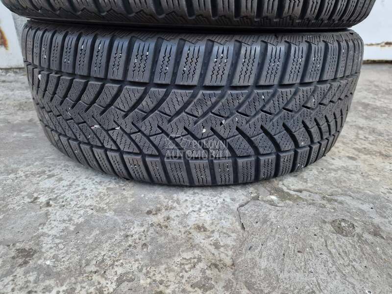 Semperit 195/50 R16 Zimska