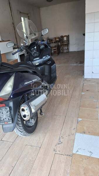 Honda silver wing 400