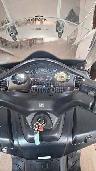 Honda silver wing 400