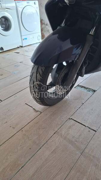 Honda silver wing 400