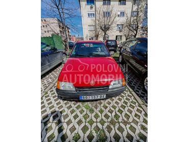 Opel Kadett 1.4i