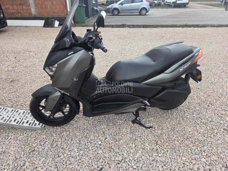 Yamaha x max 300