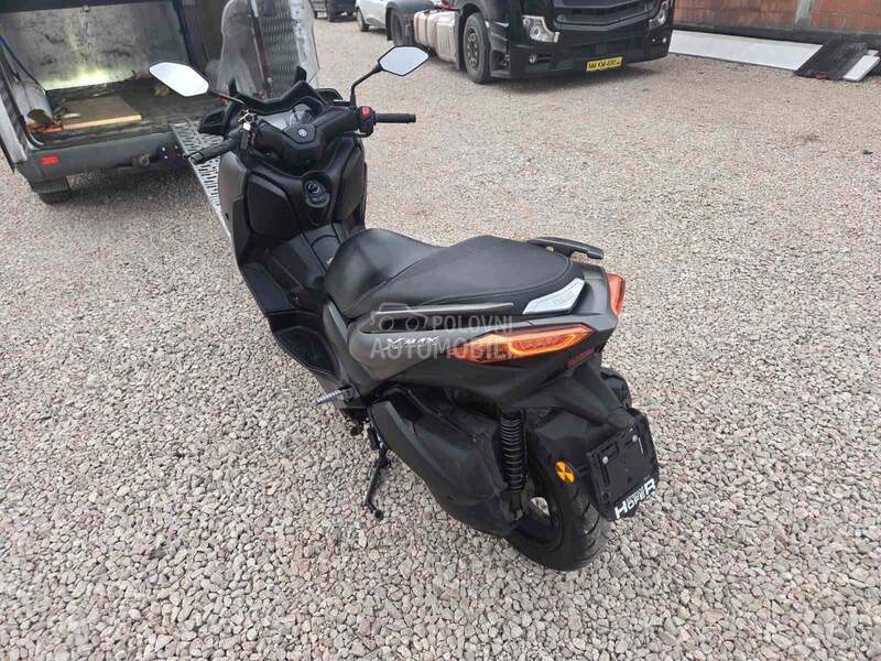 Yamaha x max 300