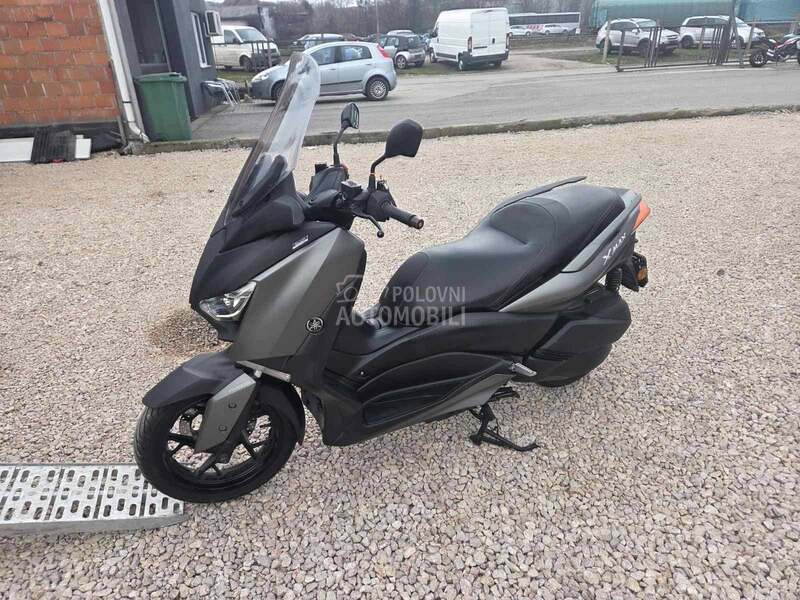 Yamaha x max 300