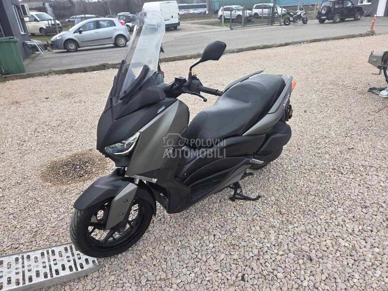 Yamaha x max 300