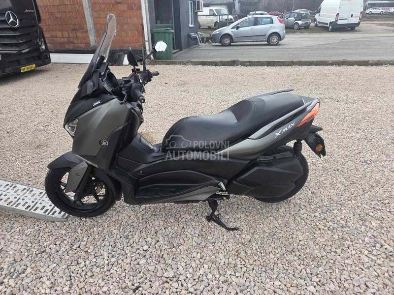 Yamaha x max 300