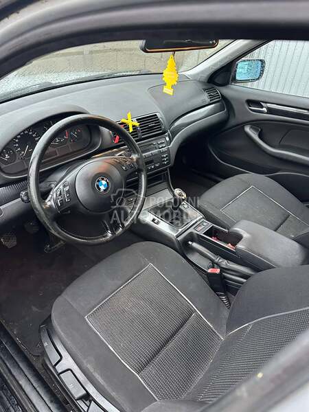 BMW 320d E46 -  kompletan auto u delovima