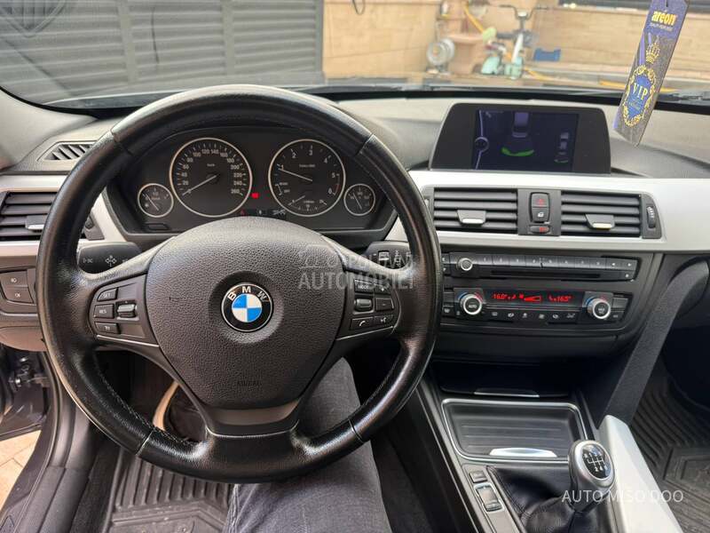 BMW 318 
