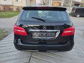 Mercedes Benz B 180 