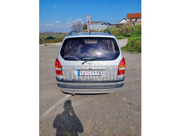 Opel Zafira 