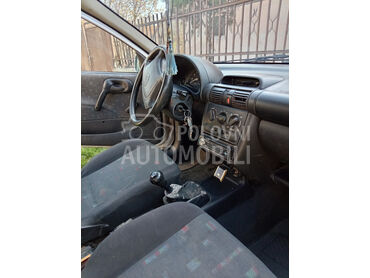 Opel Corsa B 1.4