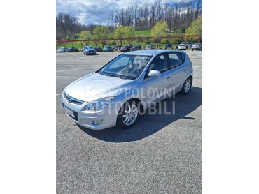 Hyundai i30 1.6 crdi