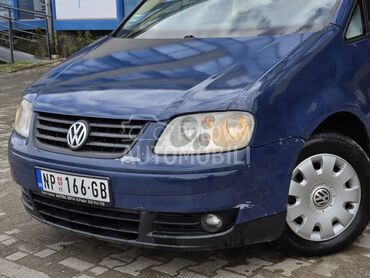 Volkswagen Touran A K C I J A