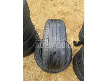 Michelin 215/55 R17 Letnja