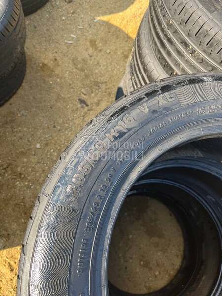 Continental 205/60 R16 Letnja
