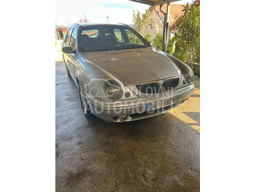 Lancia Lybra 