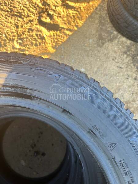 Falken 185/60 R16 Zimska