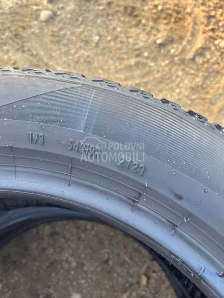 Pirelli 195/65 R16 Zimska