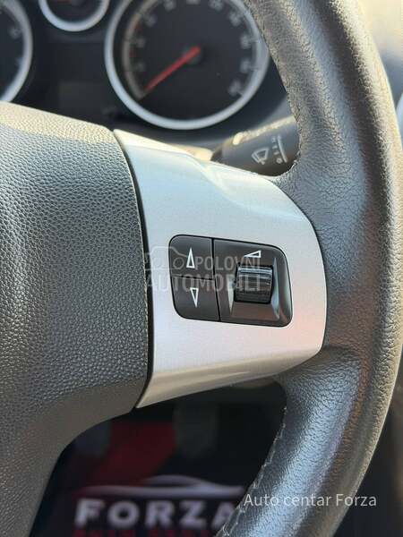 Opel Corsa D GPL TECH
