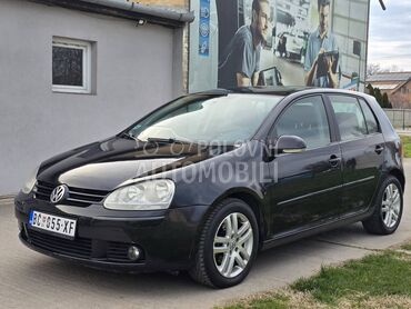 Volkswagen Golf 5 1.6
