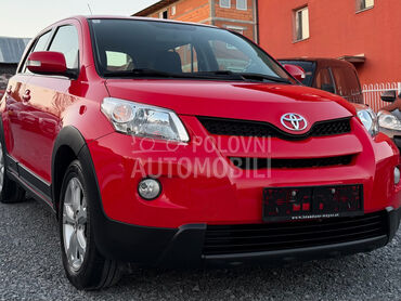 Toyota Land Cruiser 1.4 D 4X4 GLANC N0V