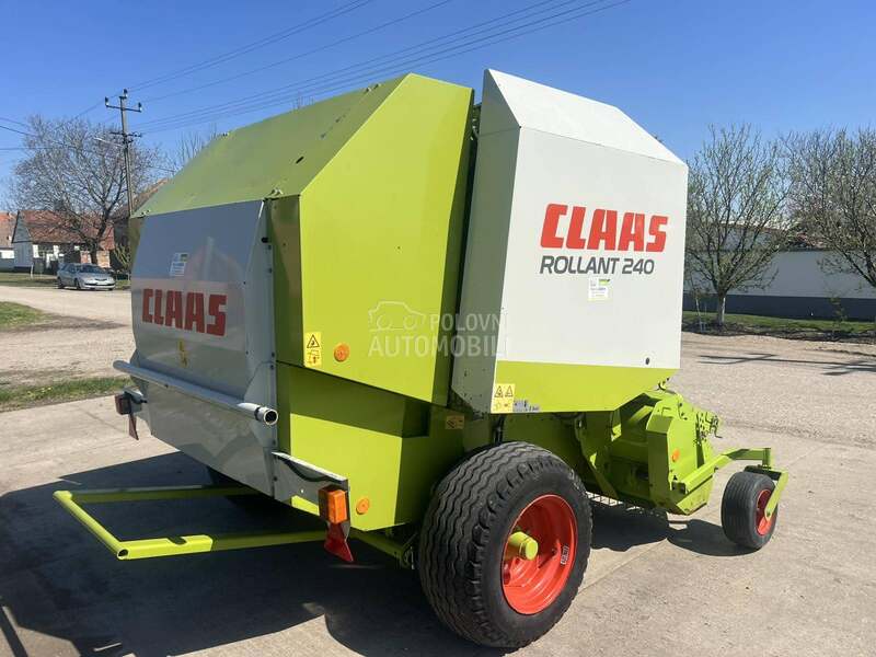 Claas Rollant 240