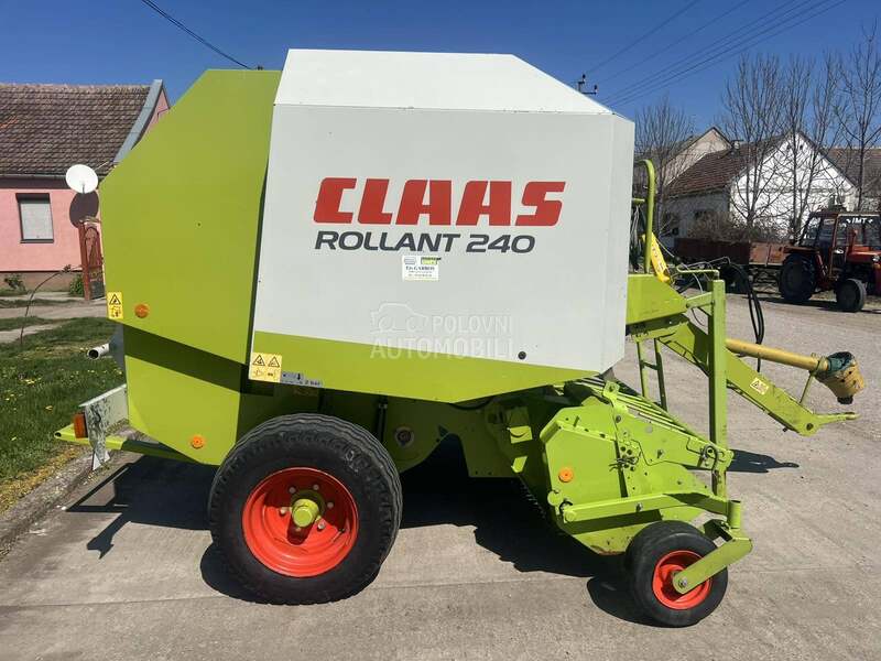 Claas Rollant 240
