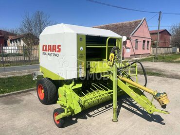 Claas Rollant 240