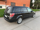 Opel Astra H 1,9Mjet 88K w 6 Brz