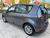 Renault Scenic 1.5DCI DINAMIQ