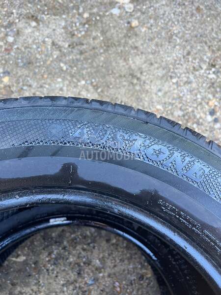 Aeolus 215/60 R16 Zimska