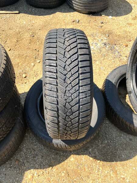Fulda 215/60 R16 Zimska